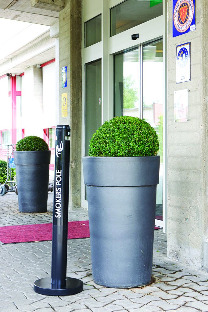 smokers pole