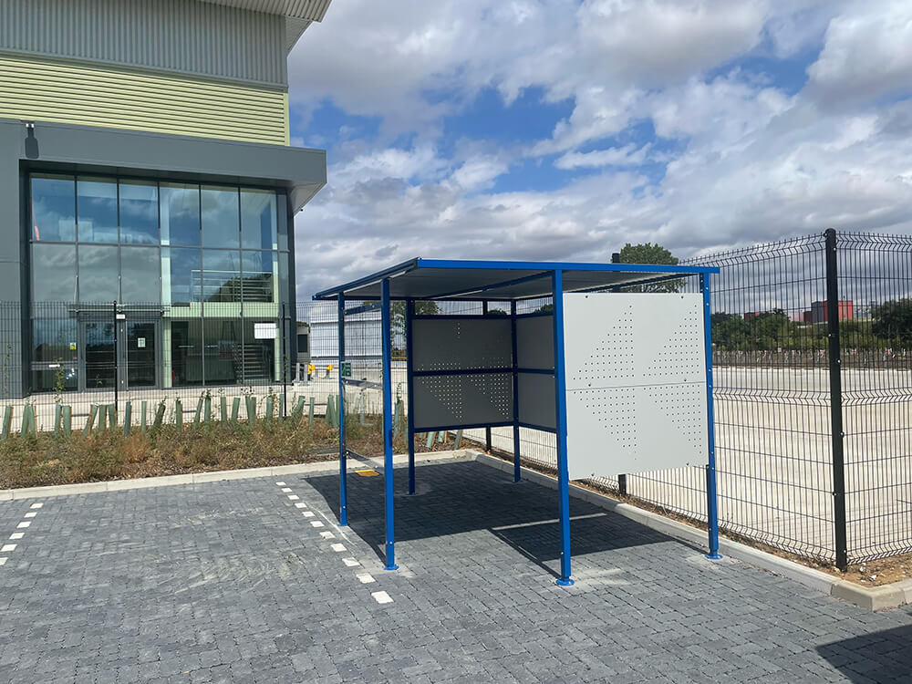 Traditional Smoking Shelter